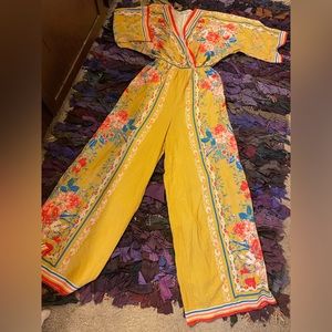 Flying tomato Floral Jumpsuit kimono style